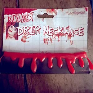 🌼 Blood Drip Necklace